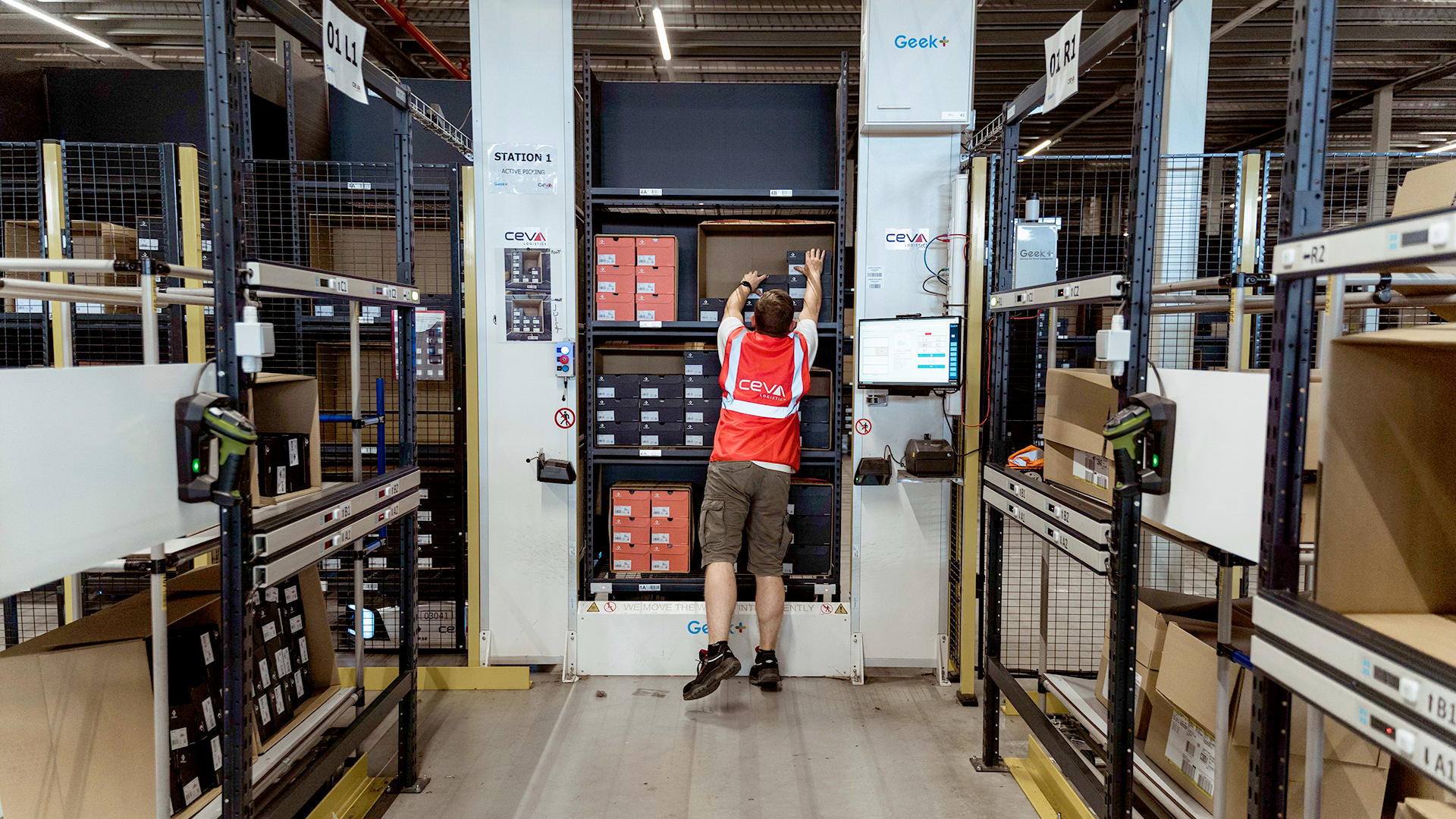 CEVA Logistics, Geek+ implement new AMR solutions at Grobbendonk distribution site in Belgium
