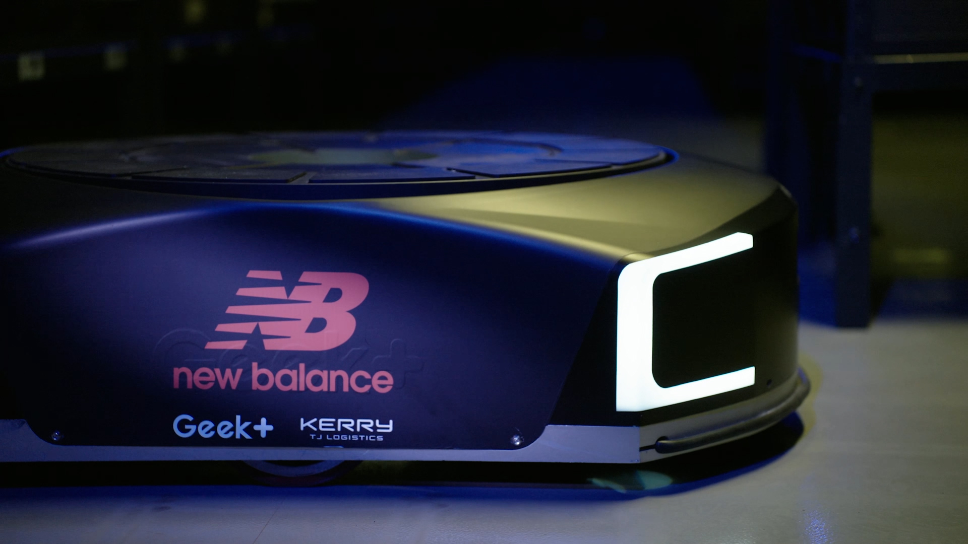 Geek+ and Kerry TJ Logistics accelerate sports retail robotics automation with state-of-the-art logistics center for New Balance